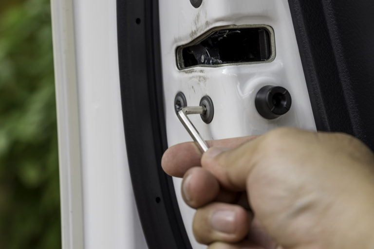 fixing wire switches car and door unlocking services in riverview, fl – your reliable choice